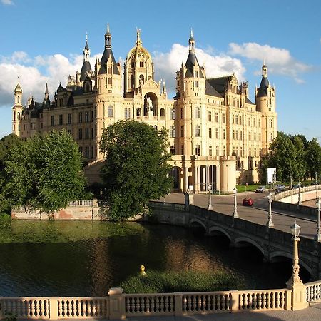 A&S Ferienzentrum Schwerin Schwerin (Mecklenburg-Vorpommern) Exterior foto